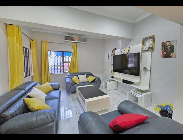3 BEDROOM HOUSE FOR SALE IN FLORENTIA